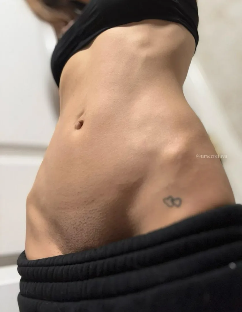 Kiss or bite? posted by ursecretava