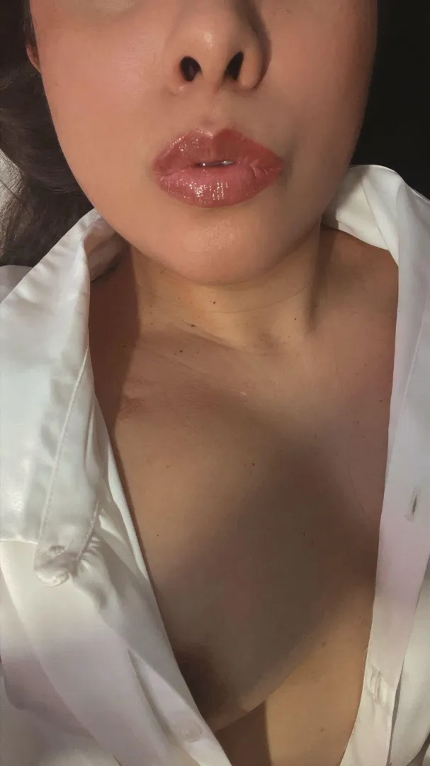 Kisses you can’t forget posted by lolalovez23