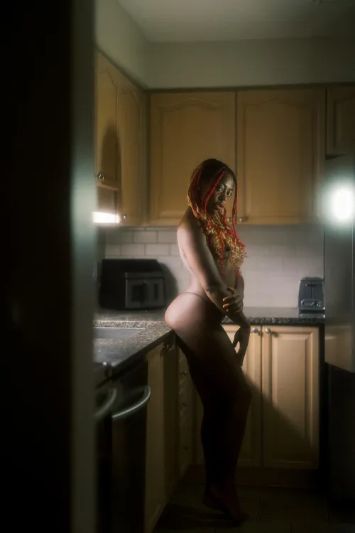 Kitchen views at night by Alejandro27