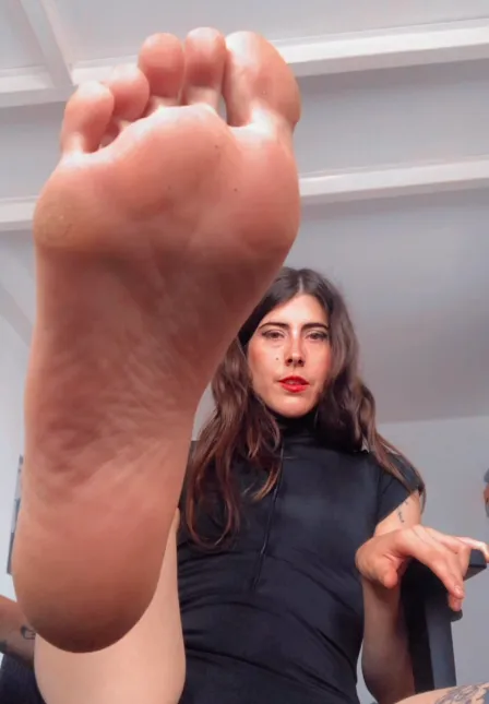 kneel and worship my gorgeous feet in your face posted by Southern-Deal5821