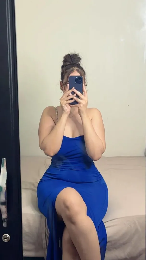 Kneel at my feet, pet, and accept that your only purpose is to serve me posted by VIPDesire_