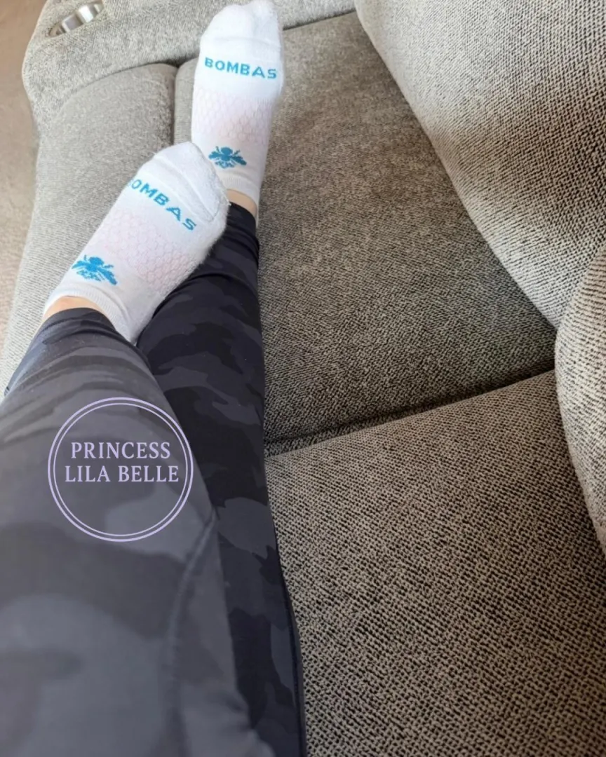 Kneel, send, obey and repeat it all over again for Princess. Your job is to fund for my Princess lifestyle. Then thank me for letting you.  posted by lavenderlilabelle