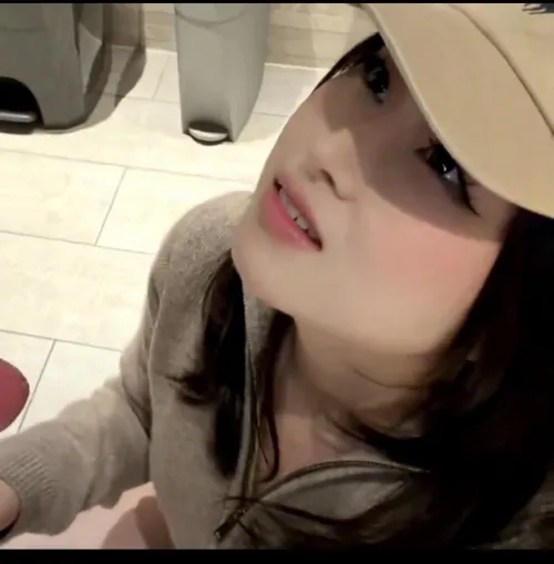 Know her ? by Sea_Locksmith1253