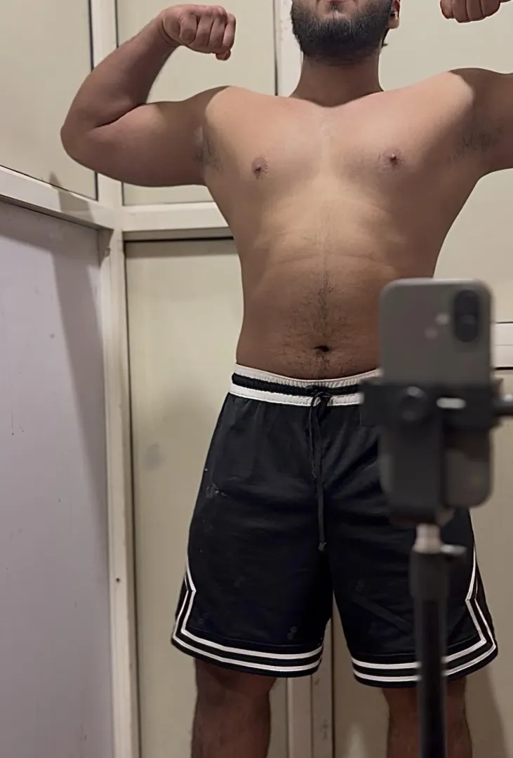 Koi sissy meri hawas mitayega? posted by BIGGUY_901