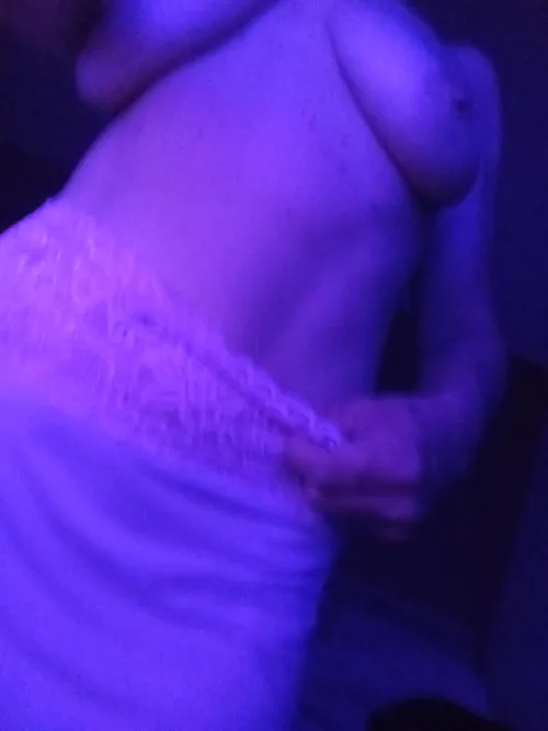 late night lover needed by Extra-Ad-1059