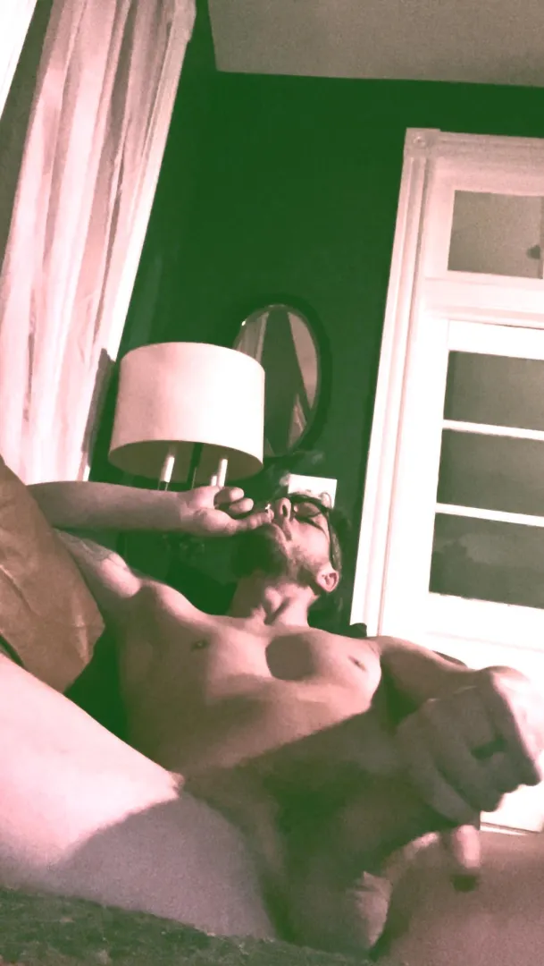 Late night toke posted by t-w_i_c-e