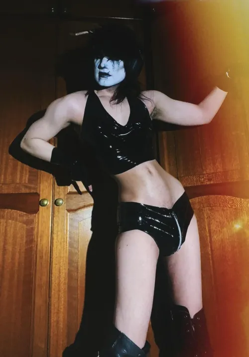 Latex looks good on everyone by Sir_Reigna_Mortem