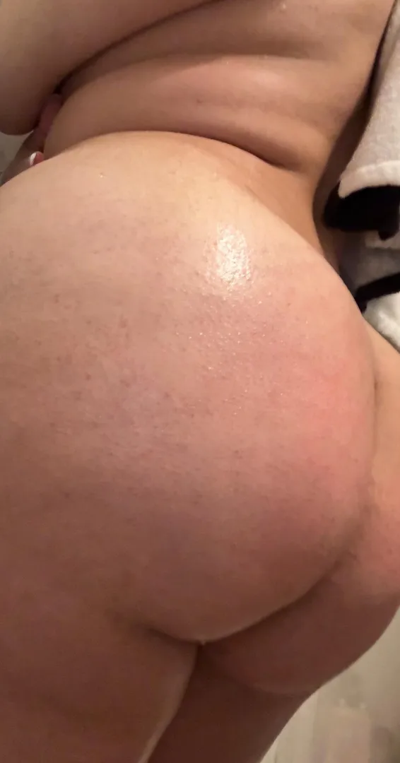 Latina from Austin visiting Friday posted by AcanthaceaeNo7222