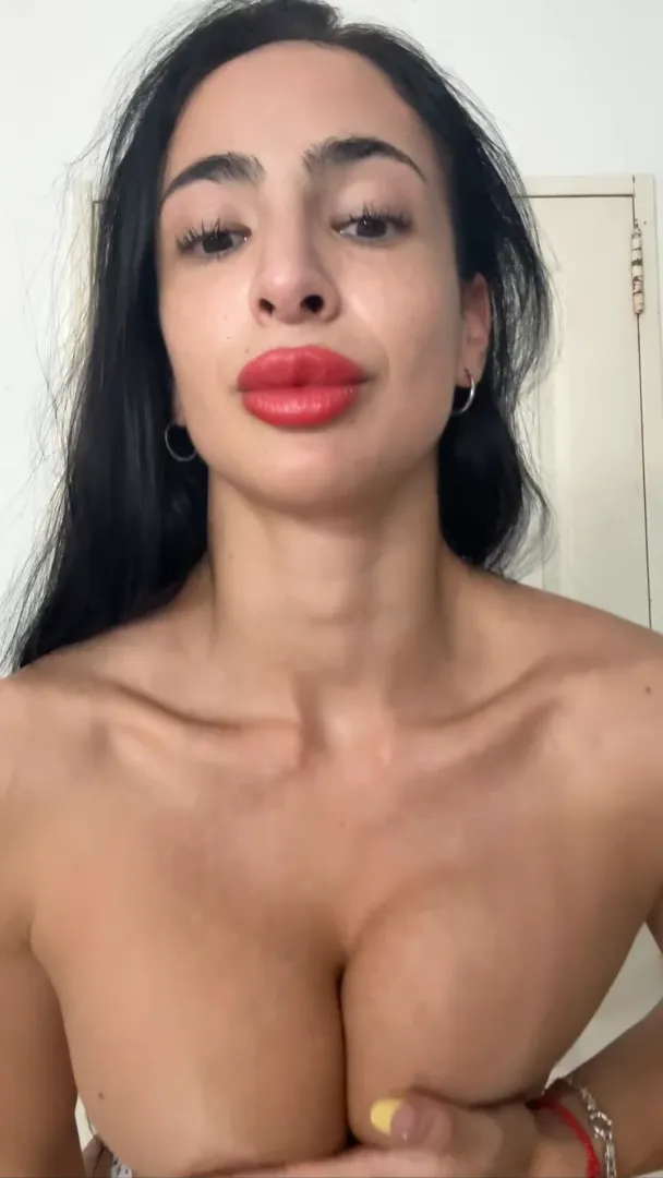 Latina with big boobs posted by yourlastch4nce