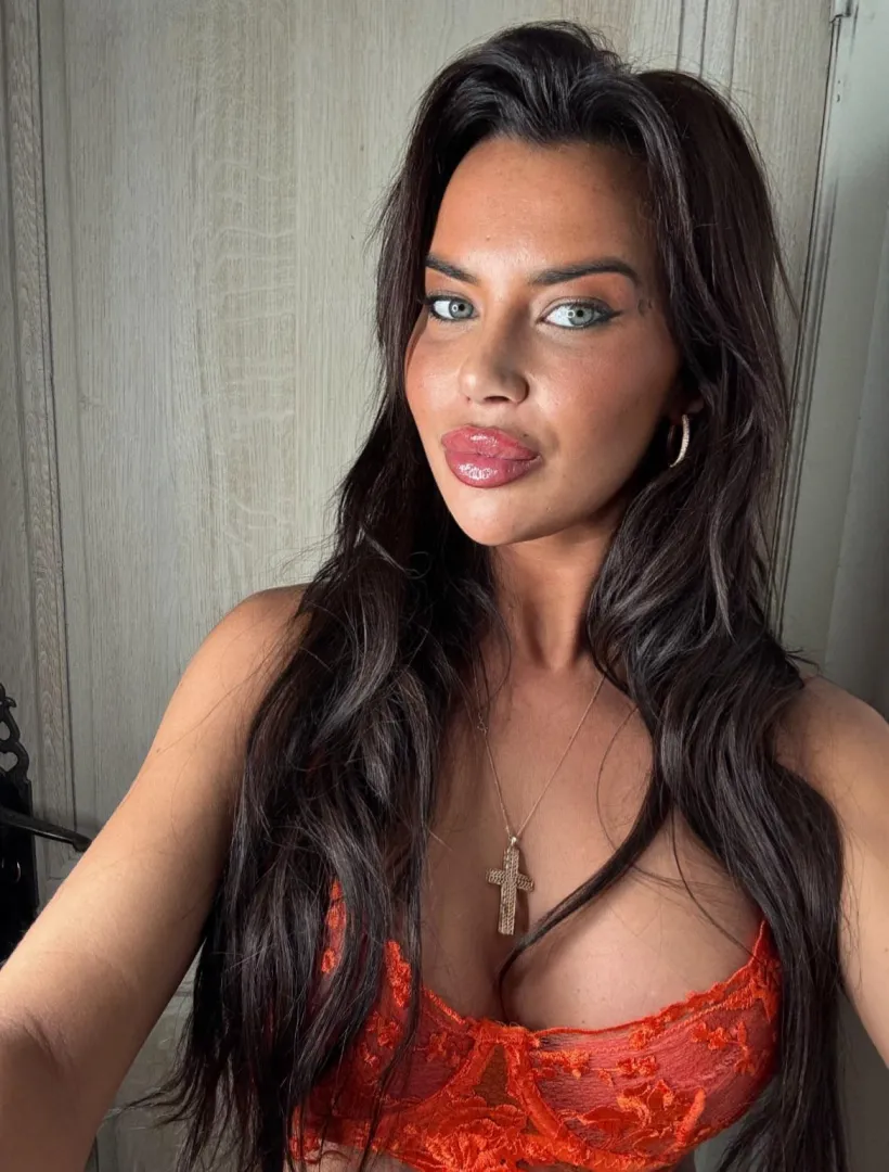 Laura Clauw posted by kusje_vanhetzuiden