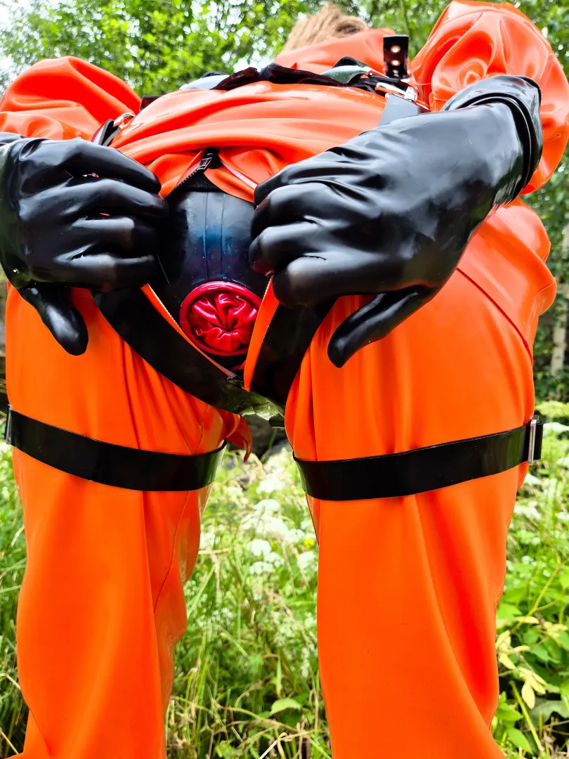 Layered up in public! posted by LatexLovingLady