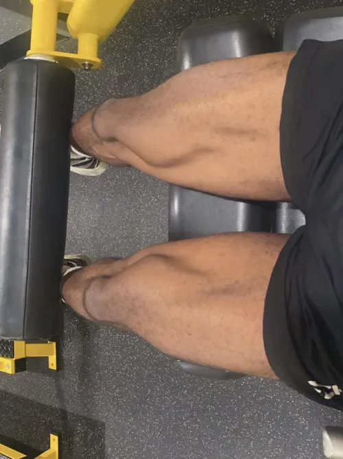 Lean thighs by Alphabby_bckup