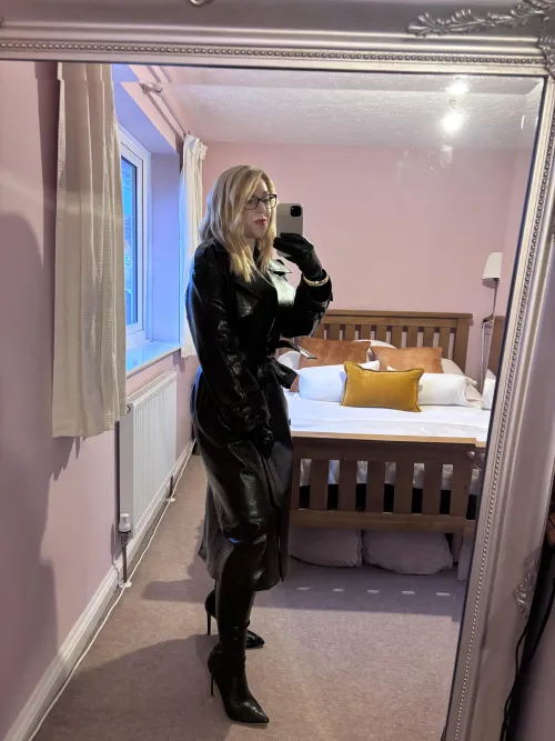 Leather is my thing by Josie_Glass