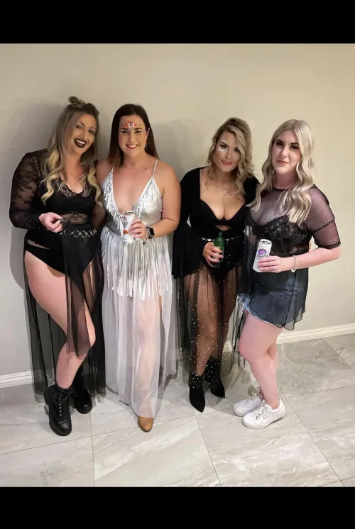 Left vs Right  by kingsausage94