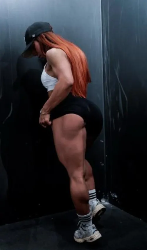 Leg day, I'm going all out by Real-Diver8010