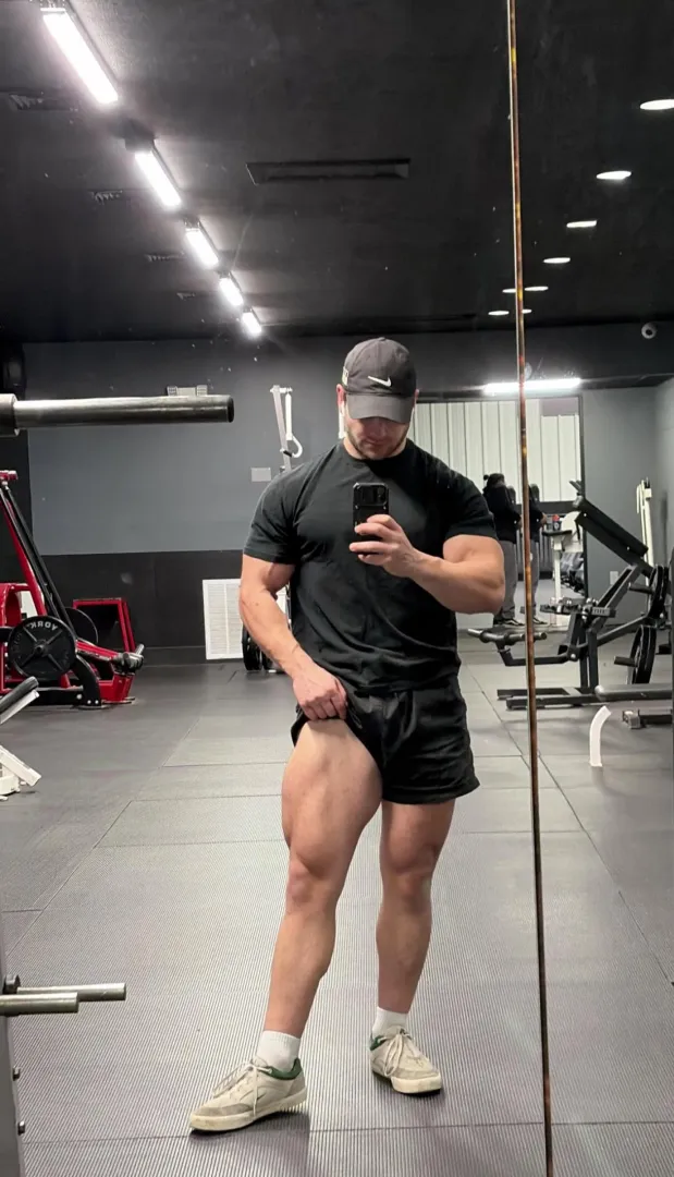 Legs posted by Usual_Excitement6146