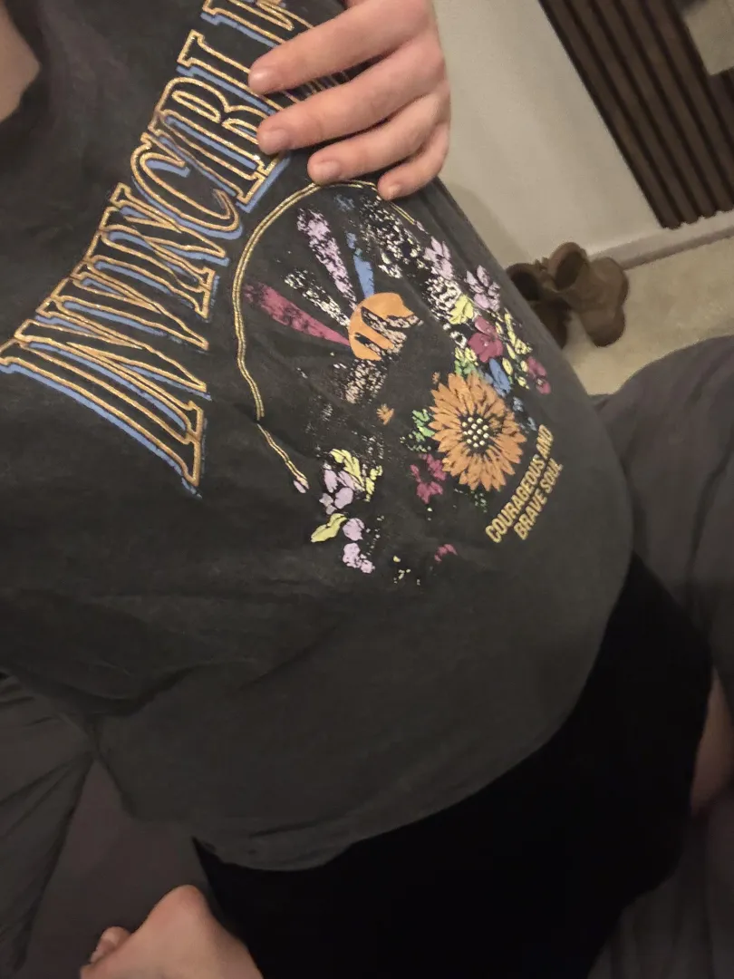 Lekker avondje alleen thuis posted by Crossdresser1079