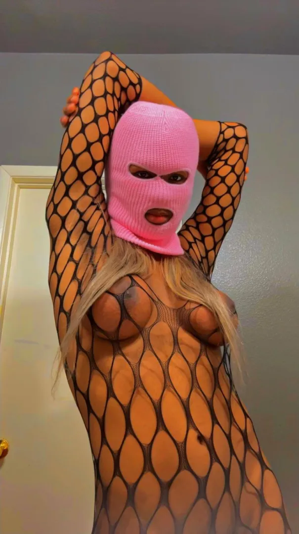 lemme show u the best view, honey posted by michaelafordsbeb