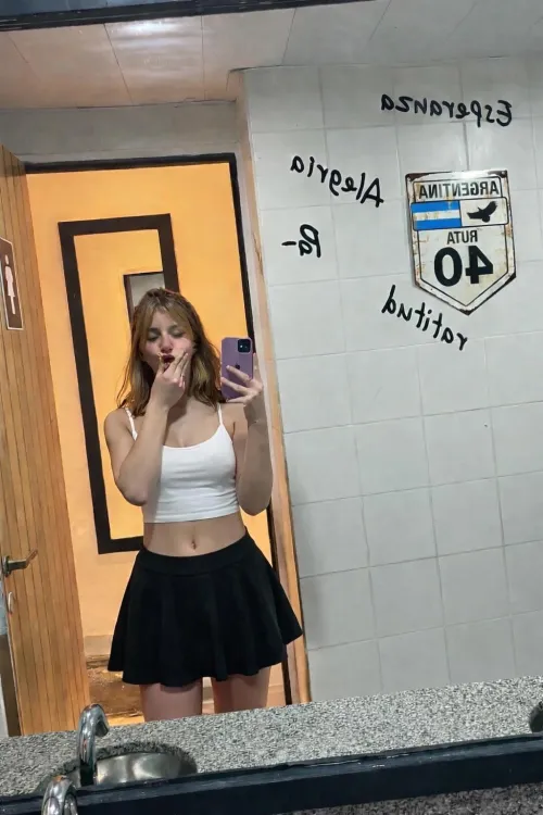 Les gusta mi carita?? by PriorAsleep7454