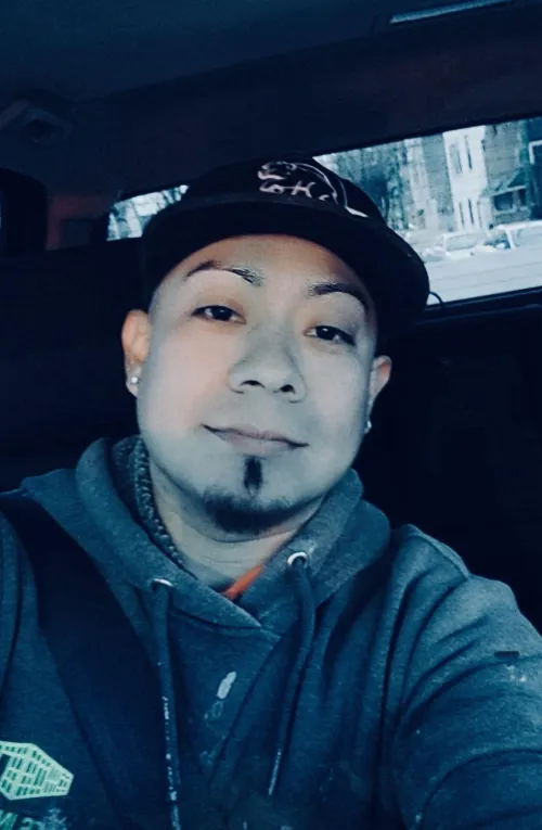 Lesb couples by Frosty_Paramedic4548