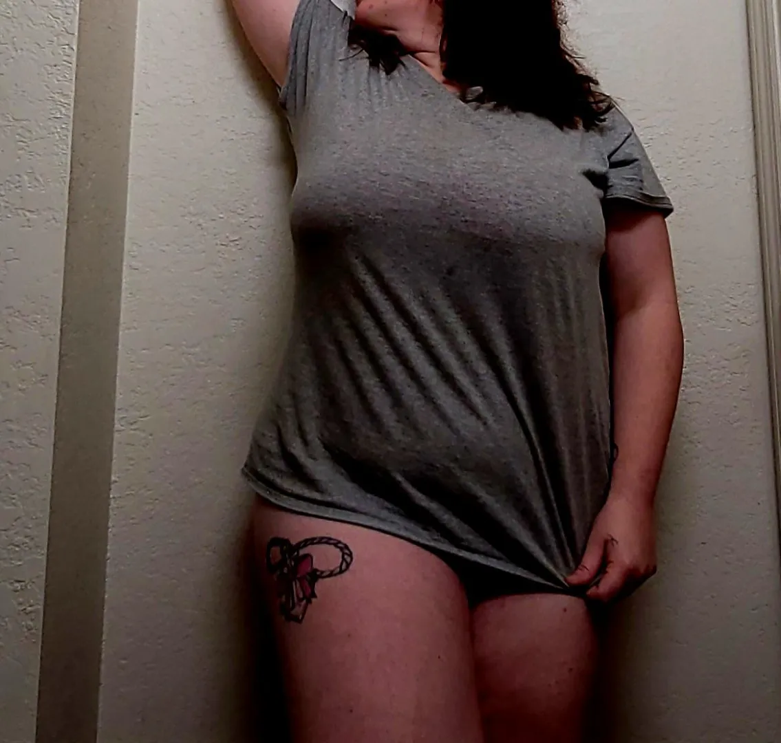 Let me be your new addiction  posted by Your_Fav_Milf9233