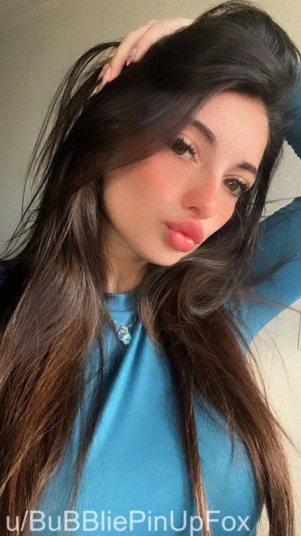 let me put my petite soft lips in yours posted by BuBBliePinUpFox