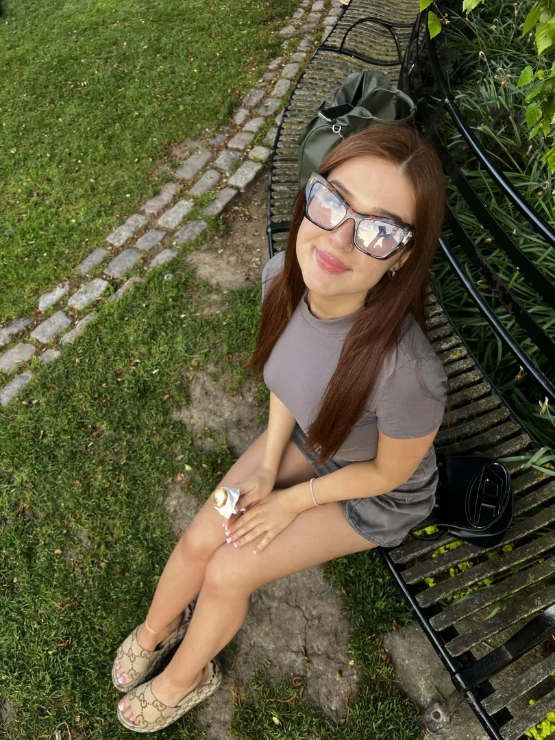 Let me show your cock some love! posted by iluvmaryjanebb