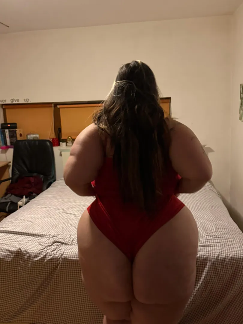 Let me sit it on your face posted by ViretheaLark