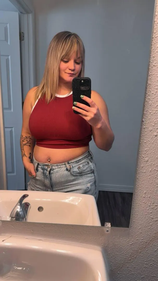 Let me stay on top or pin me down instead. posted by MissTaylorLaurenxo