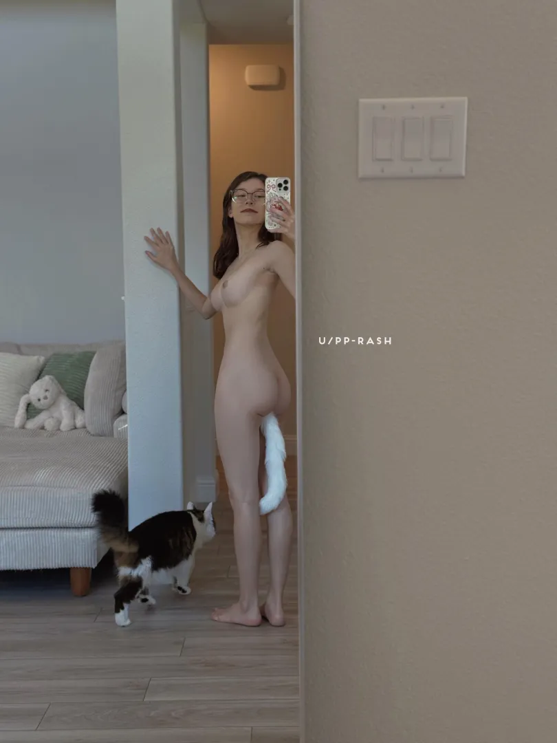 Let’s cheat on our partners together. Mine treats me like shit & yours probably doesn’t put out enough  posted by pp-rash