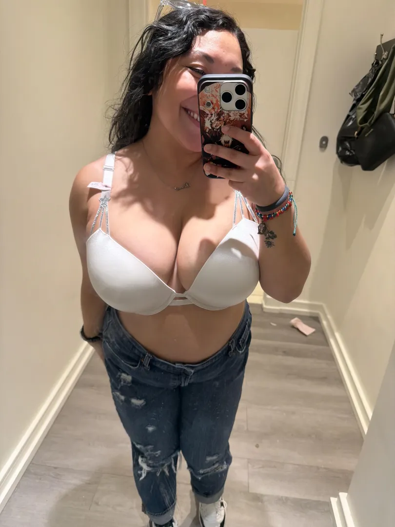 Let’s enjoy the weekend! posted by Siobaby0610