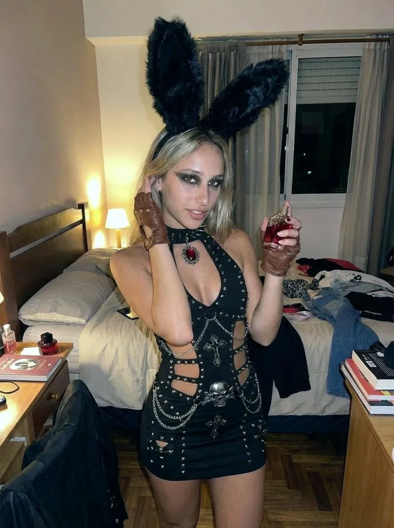 Lets fuck like bunnies posted by PinkPetalDazzle