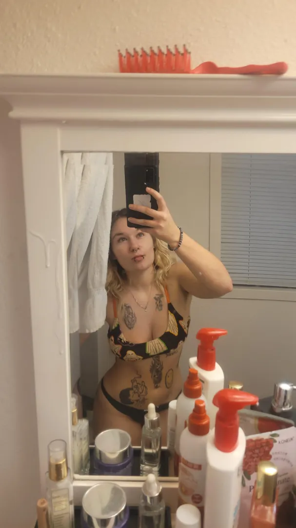 Let's get naked together and take a selfie posted by sinning_angel6