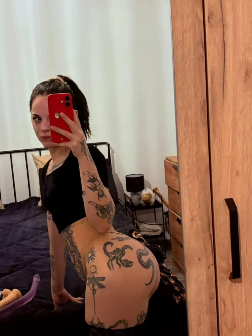 Let's get naughty rn posted by thaliapole