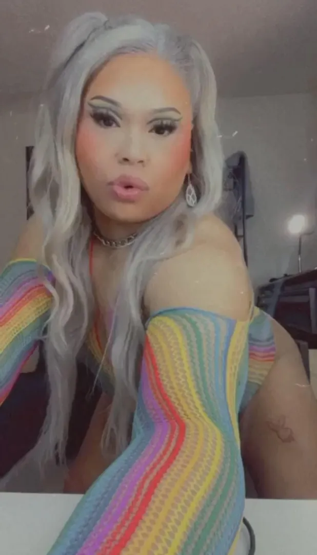 Let’s go out tonight (Houston) posted by h0esloveryn