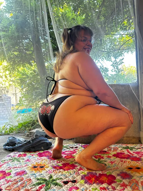 Let's go to the beach by onlyjaynefan