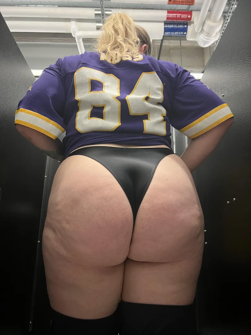 Let's goooooooo grate some cheese!!!! posted by QUEENBAVM0RDA