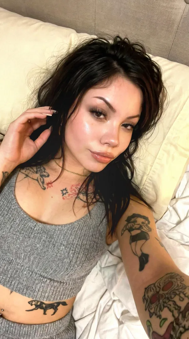 let’s kiss and cuddle on my bed posted by Professional_Ice7414