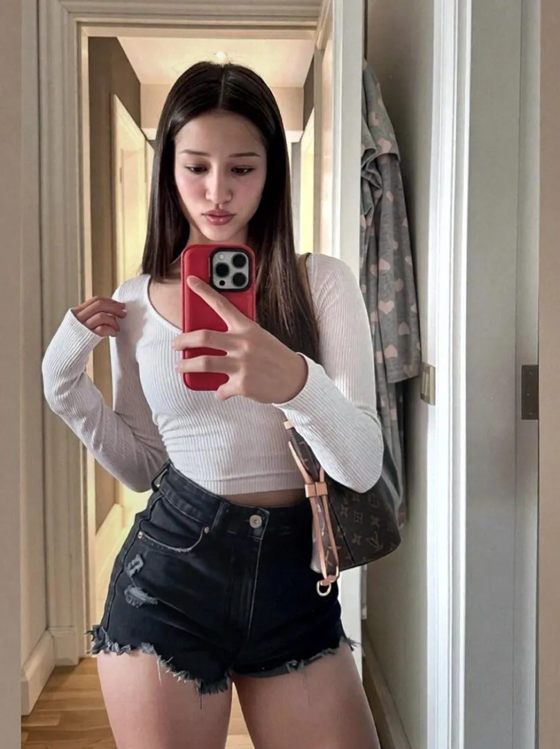 let’s make a film, i’m so wet rn posted by BeginningParking5310