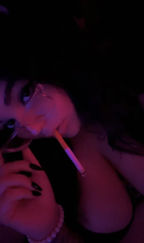 Let’s share smoke.. by Ayeerotica