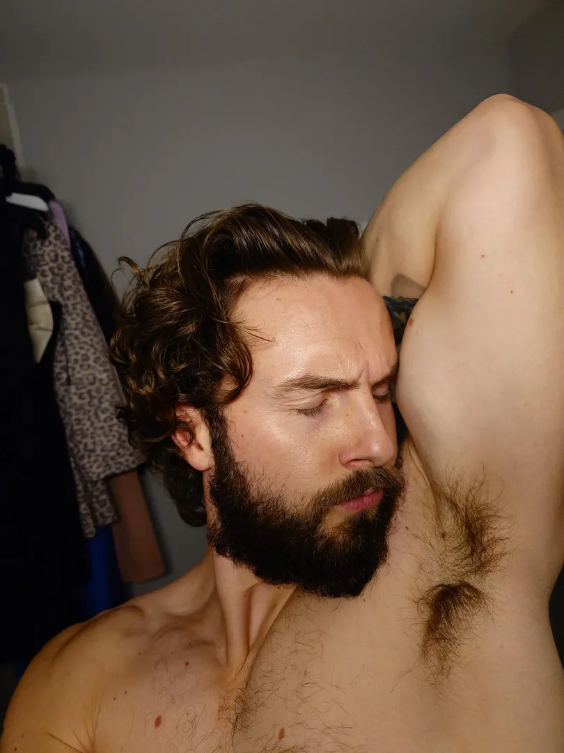 Let's smell together  posted by Far_Interaction7209