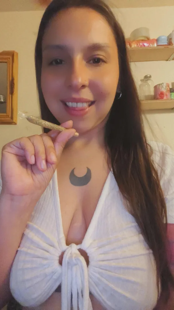 Let's smoke and fuck posted by bigFun3920