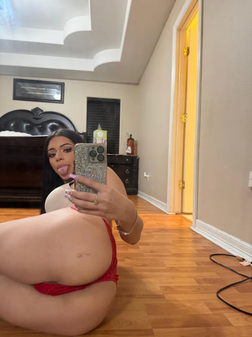 Let's spice up this and make it exciting. posted by taylortsgirl