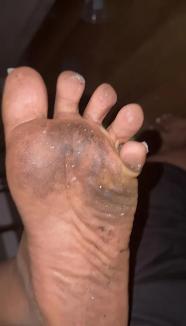 Lick every dirt mark☝ posted by MistressMidsole