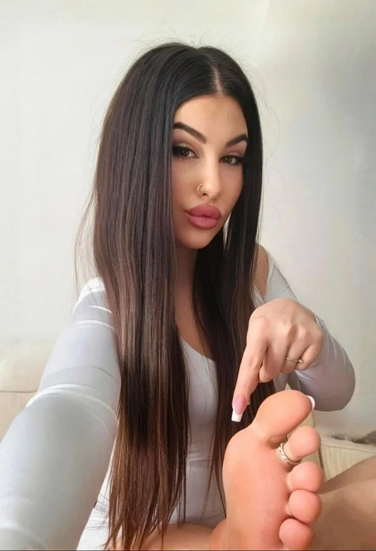 Lick it and say thank you, slave posted by ArabellaStonne