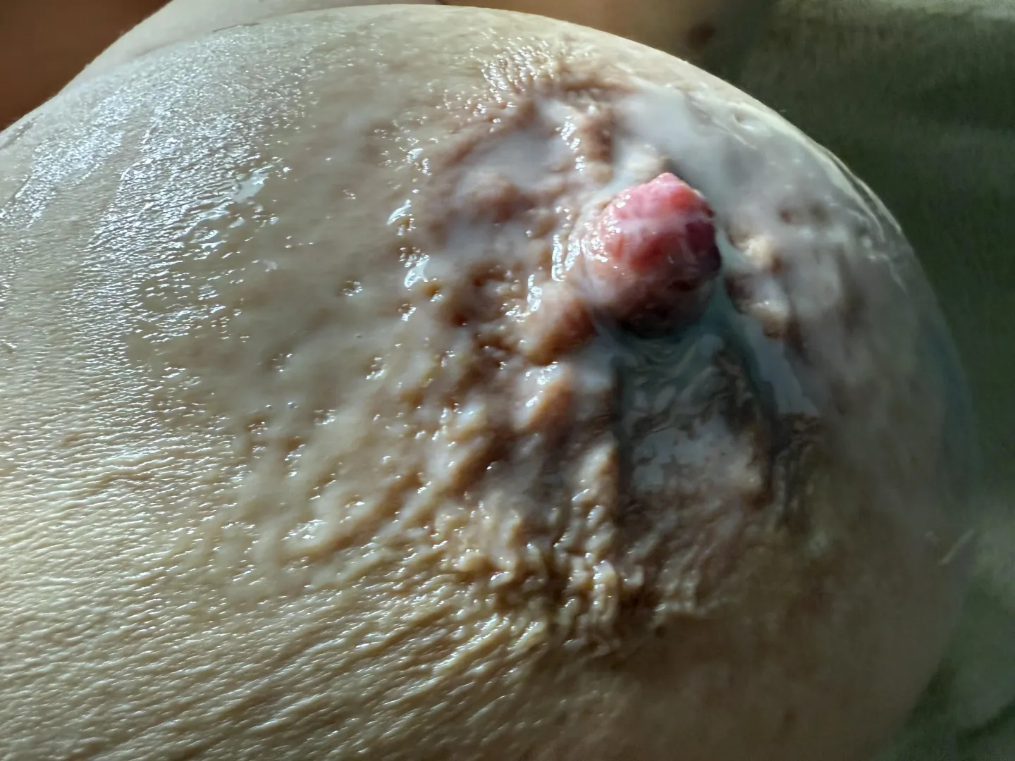 Lick it off to make her harder posted by AngelNextDoor