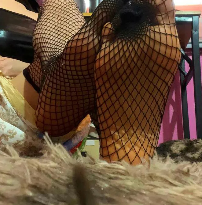 Lick it up posted by Clioxoxo1