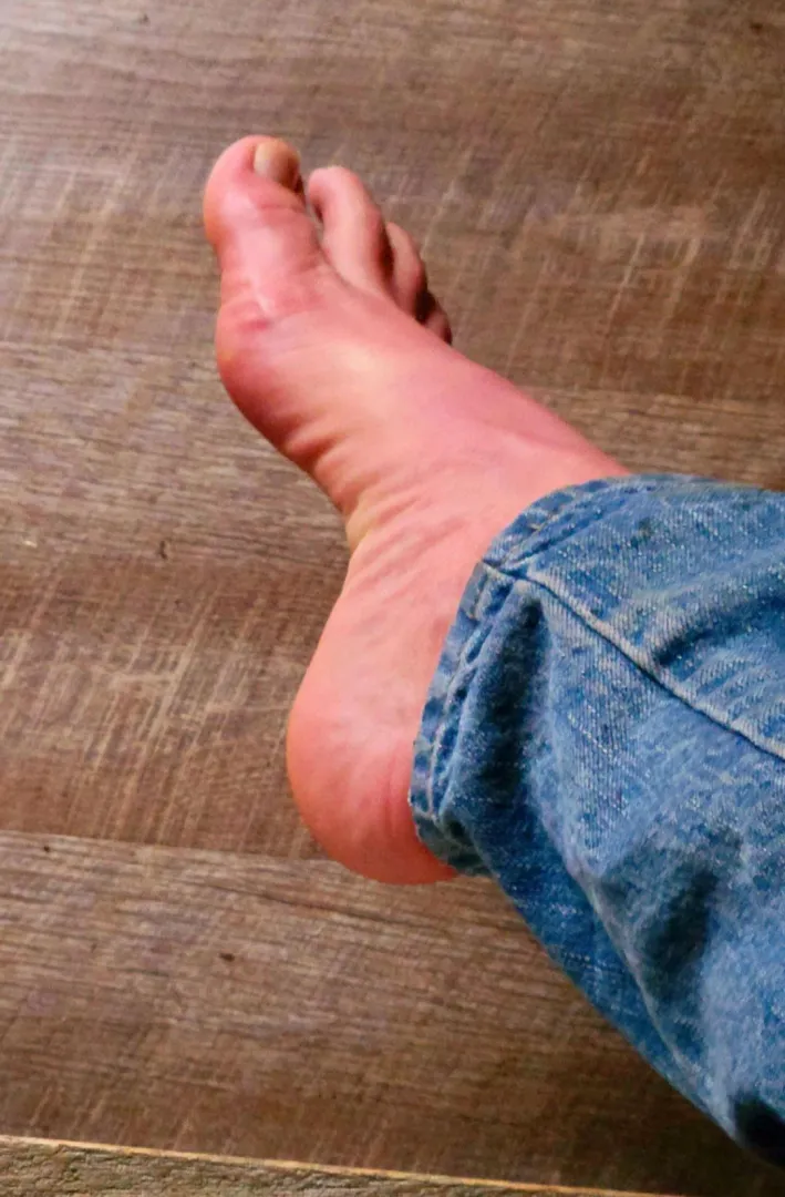 Lick my arch posted by looking4funxs