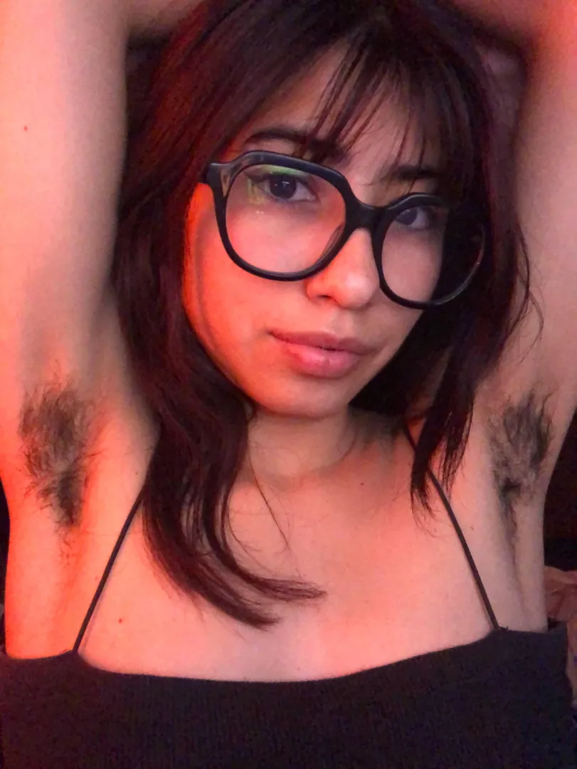 lick or snif? posted by Extension_Tie2792