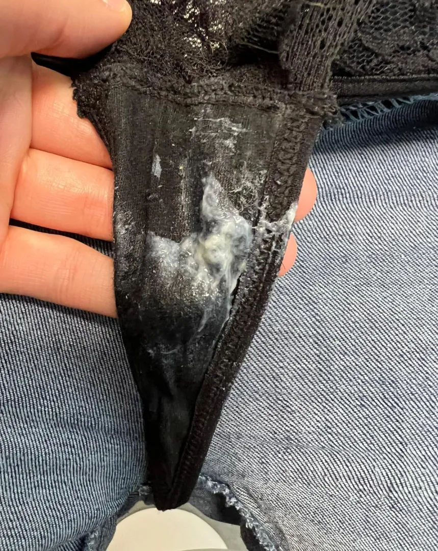 Lick or sniff?(Selling) posted by WishComprehensive666